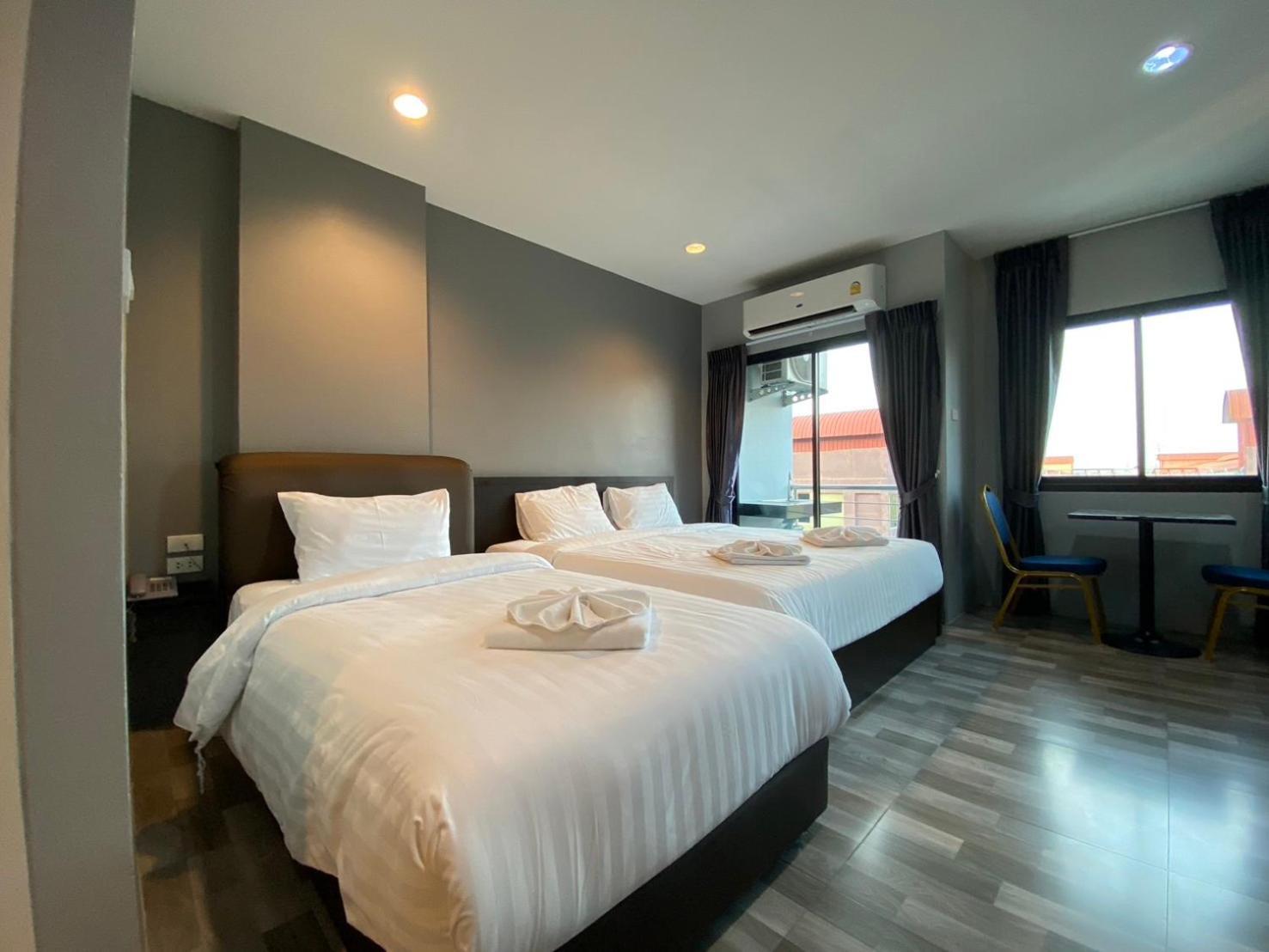 Grand Inter Hotel Samut Sakhon Oda fotoğraf