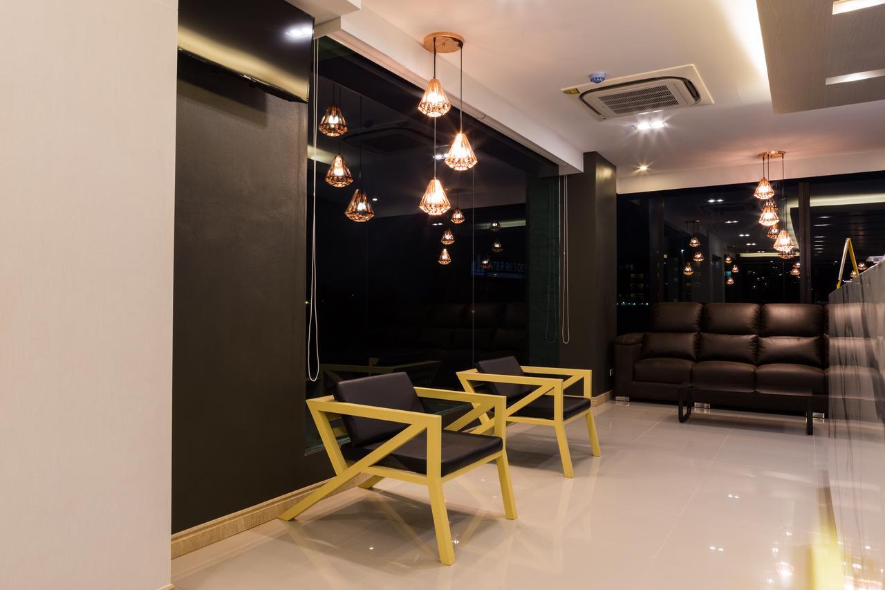 Grand Inter Hotel Samut Sakhon Dış mekan fotoğraf